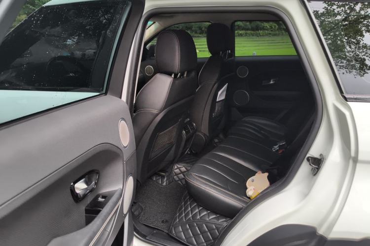 Used Land Rover Range Evoque 2014 2.0T 5-Door Ignite Edition Left Rear Seat