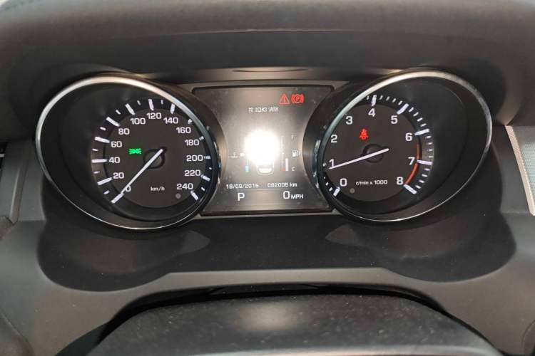 Used Land Rover Range Evoque 2014 2.0T 5-Door Ignite Edition Odometer Close Up
