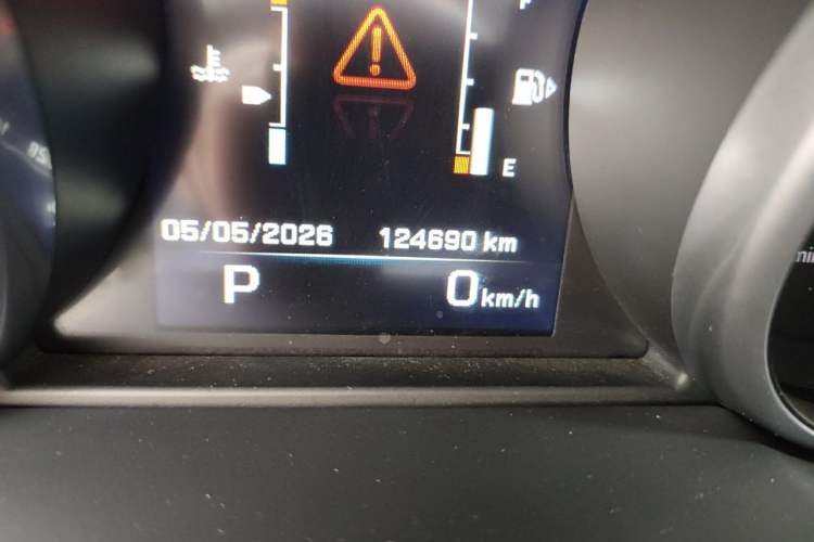 Used Land Rover Range Evoque 2014 2.0T 5-Door Luxury Edition Odometer Close Up