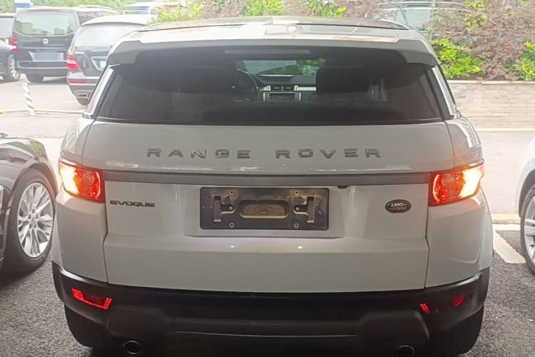 Used Land Rover Range Evoque 2014 2.0T 5-Door Luxury Edition Rear