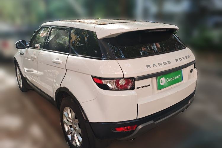 Used Land Rover Range Evoque 2014 2.0T 5-Door Luxury Edition Rear Left 45 Deg