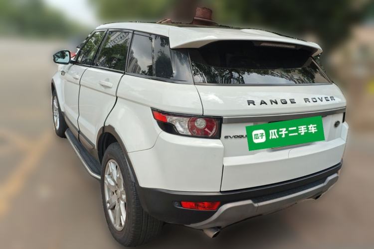 Used Land Rover Range Evoque 2014 2.0T 5-Door Luxury Edition Rear Left 45 Deg