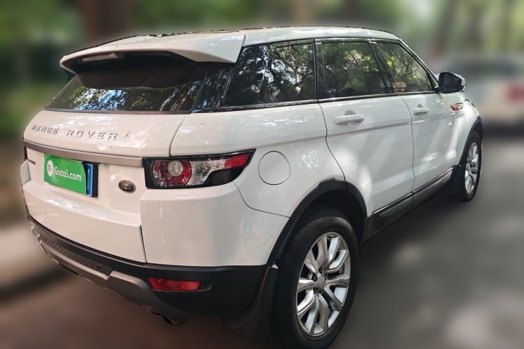 Used Land Rover Range Evoque 2014 2.0T 5-Door Luxury Edition Rear Right 45 Deg