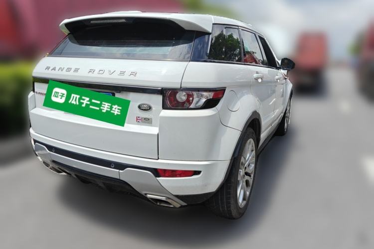 Used Land Rover Range Evoque 2014 2.0T 5-Door Luxury Edition Rear Right 45 Deg