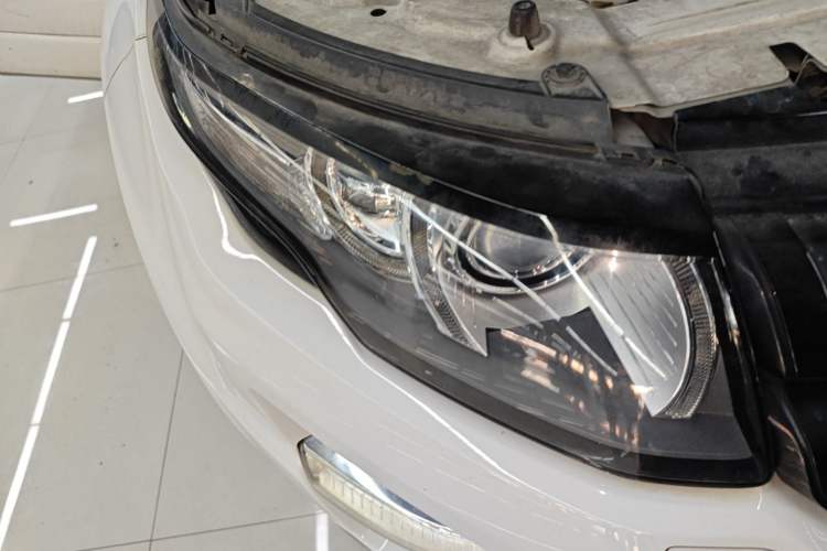 Used Land Rover Range Evoque 2014 2.0T 5-Door Ignite Edition Right Front Headlight