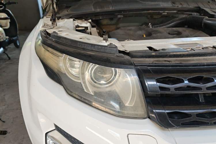Used Land Rover Range Evoque 2014 2.0T 5-Door Ignite Edition Right Front Headlight