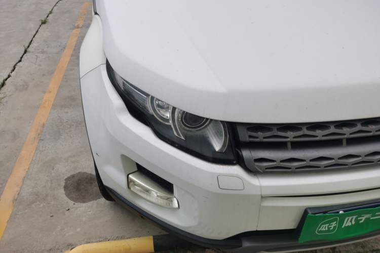 Used Land Rover Range Evoque 2014 2.0T 5-Door Luxury Edition Right Front Headlight