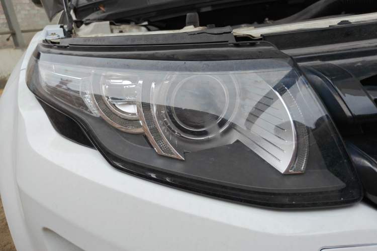 Used Land Rover Range Evoque 2014 2.0T 5-Door Ignite Edition Right Front Headlight