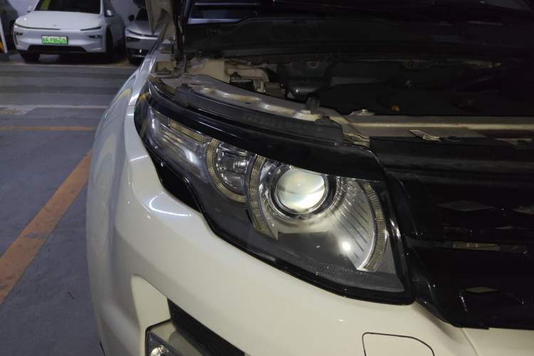 Used Land Rover Range Evoque 2014 2.0T 5-Door Ignite Edition Right Front Headlight