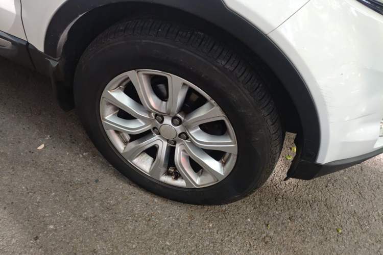Used Land Rover Range Evoque 2014 2.0T 5-Door Luxury Edition Right Front Wheel Hub