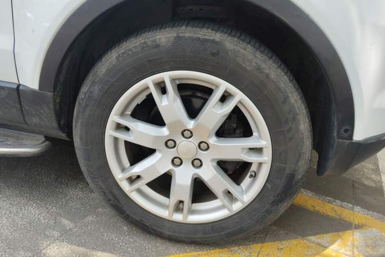 Used Land Rover Range Evoque 2014 2.0T 5-Door Luxury Edition Right Front Wheel Hub