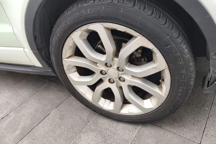 Used Land Rover Range Evoque 2014 2.0T 5-Door Ignite Edition Right Front Wheel Hub