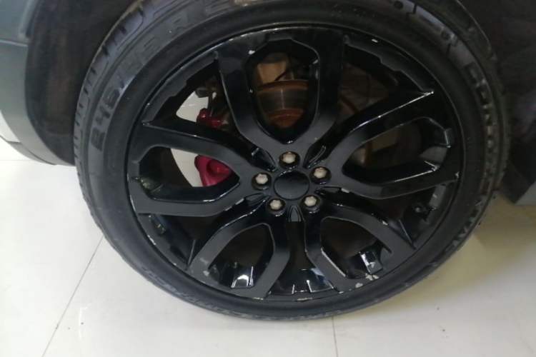 Used Land Rover Range Evoque 2014 2.0T 5-Door Ignite Edition Right Rear Wheel Hub