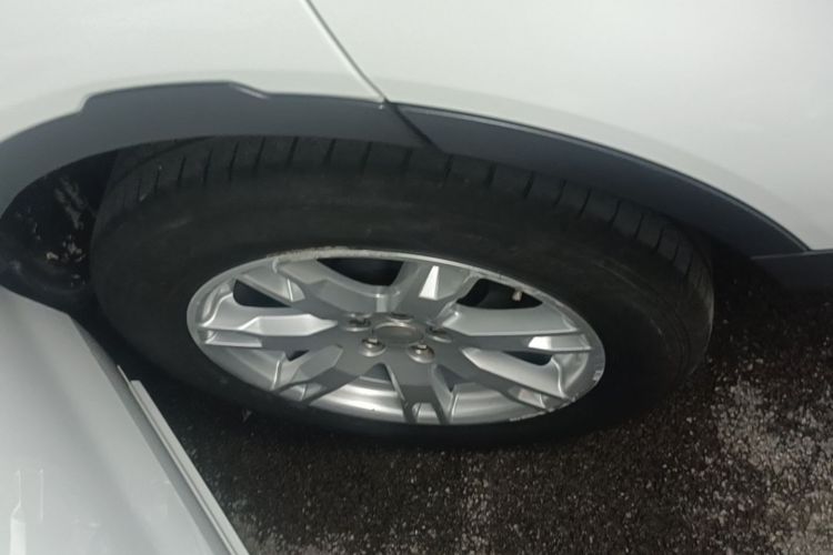 Used Land Rover Range Evoque 2014 2.0T 5-Door Luxury Edition Right Rear Wheel Hub
