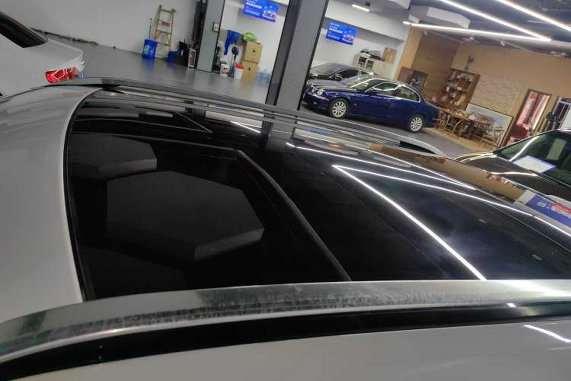 Used Land Rover Range Evoque 2014 2.0T 5-Door Ignite Edition Roof