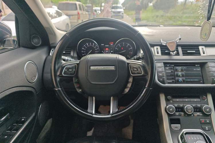 Used Land Rover Range Evoque 2014 2.0T 5-Door YAOZHEN Edition Steering Wheel