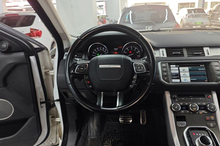 Used Land Rover Range Evoque 2014 2.0T 5-Door Ignite Edition Steering Wheel
