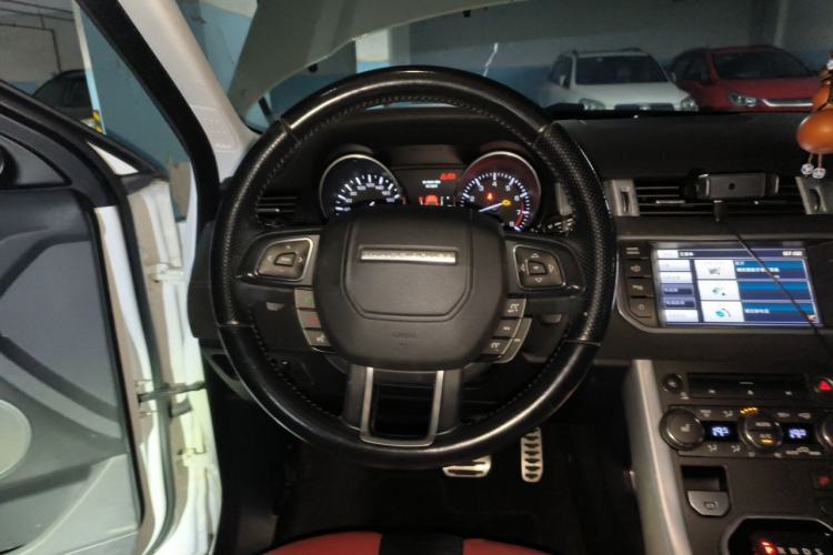 Used Land Rover Range Evoque 2014 2.0T 5-Door Ignite Edition Steering Wheel