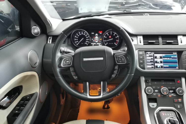 Used Land Rover Range Evoque 2014 2.0T 5-Door Ignite Edition Steering Wheel