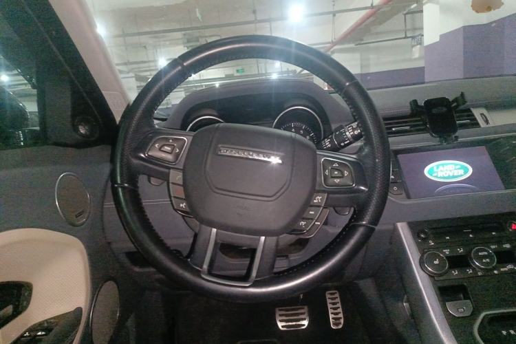 Used Land Rover Range Evoque 2014 2.0T 5-Door Ignite Edition Steering Wheel