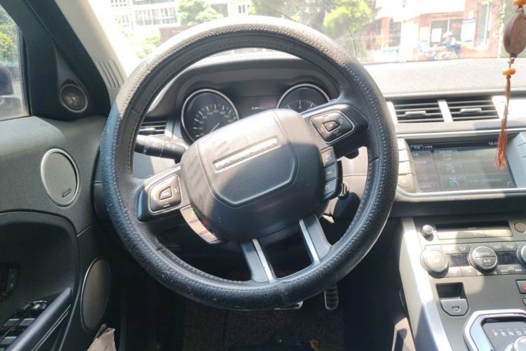 Used Land Rover Range Evoque 2014 2.0T 5-Door Ignite Edition Steering Wheel