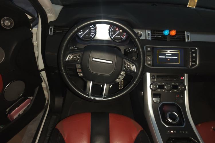 Used Land Rover Range Evoque 2014 2.0T 5-Door Ignite Edition Steering Wheel