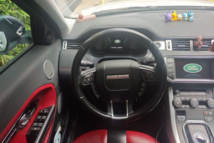 Used Land Rover Range Evoque 2014 2.0T 5-Door Ignite Edition Steering Wheel