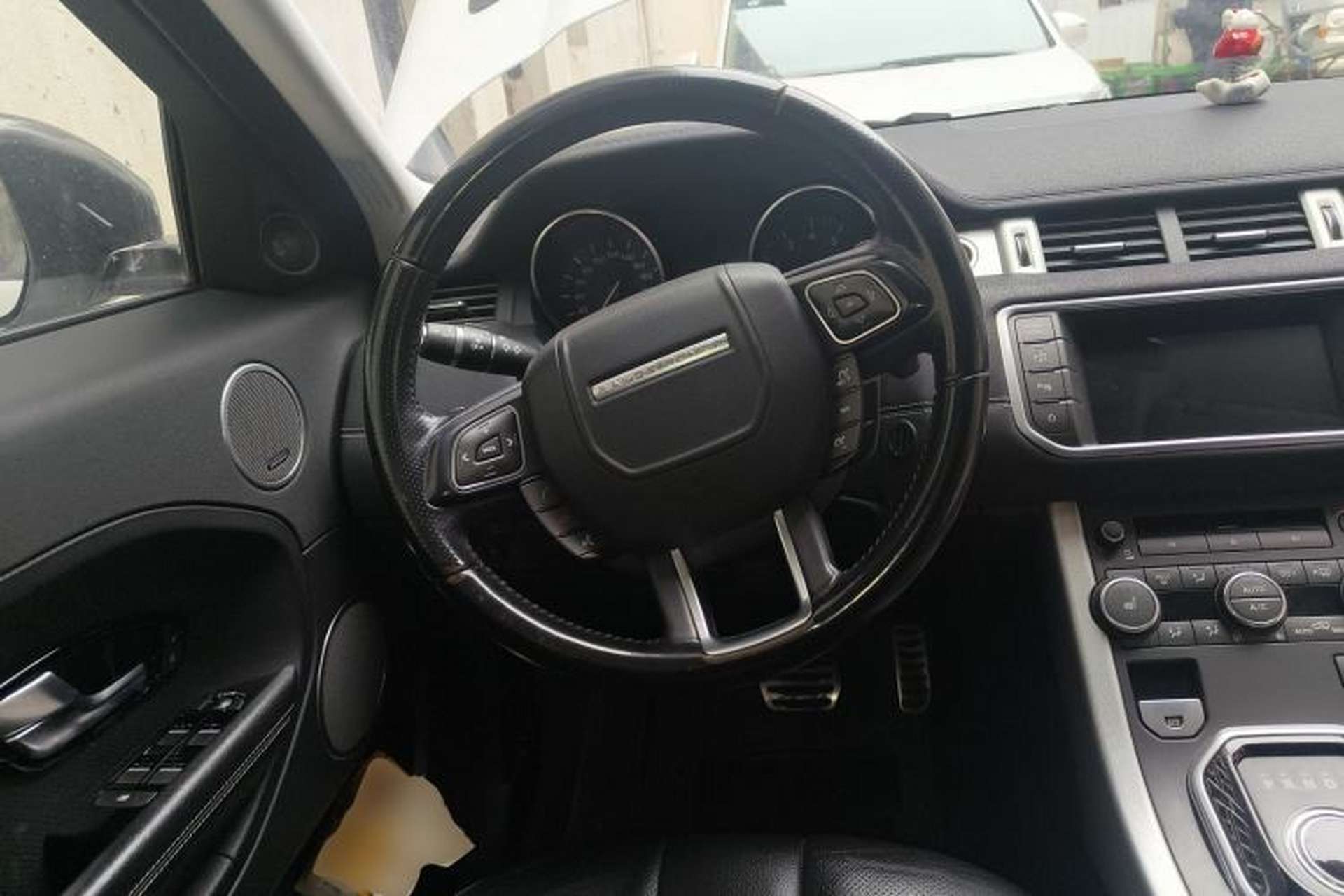 Used Land Rover Range Evoque 2014 2.0T 5-Door Ignite Edition Steering Wheel