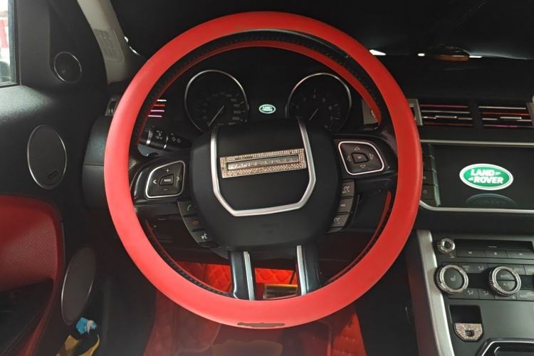 Used Land Rover Range Evoque 2014 2.0T 5-Door Ignite Edition Steering Wheel