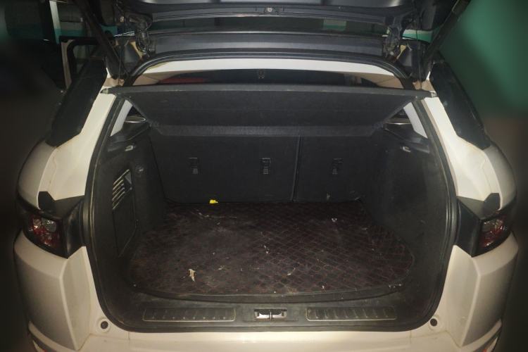 Used Land Rover Range Evoque 2014 2.0T 5-Door Ignite Edition Trunk