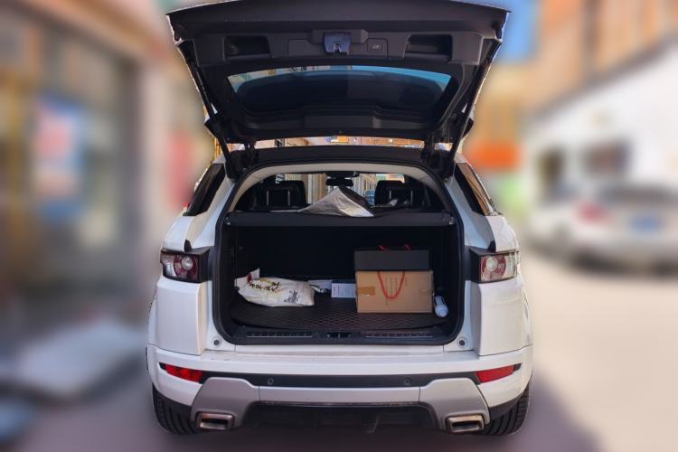 Used Land Rover Range Evoque 2014 2.0T 5-Door Ignite Edition Trunk