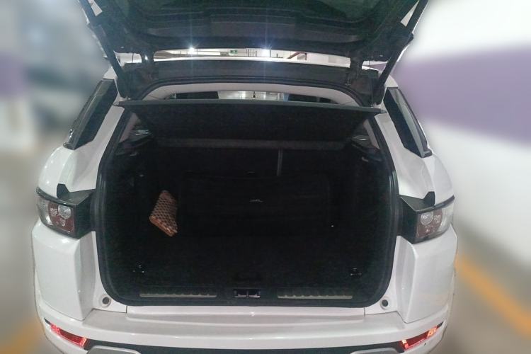 Used Land Rover Range Evoque 2014 2.0T 5-Door Ignite Edition Trunk