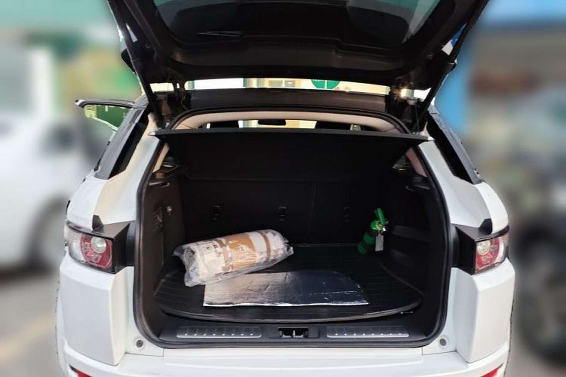 Used Land Rover Range Evoque 2014 2.0T 5-Door Ignite Edition Trunk