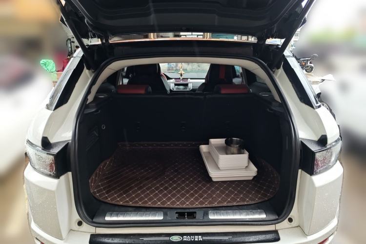 Used Land Rover Range Evoque 2014 2.0T 5-Door Ignite Edition Trunk
