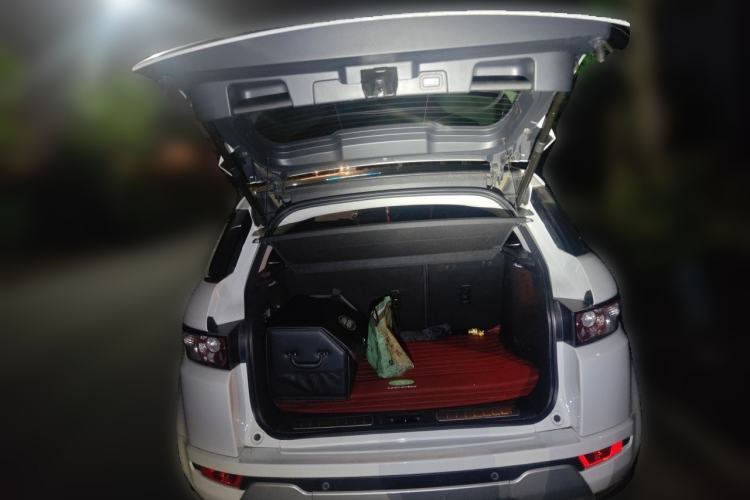 Used Land Rover Range Evoque 2014 2.0T 5-Door Ignite Edition Trunk