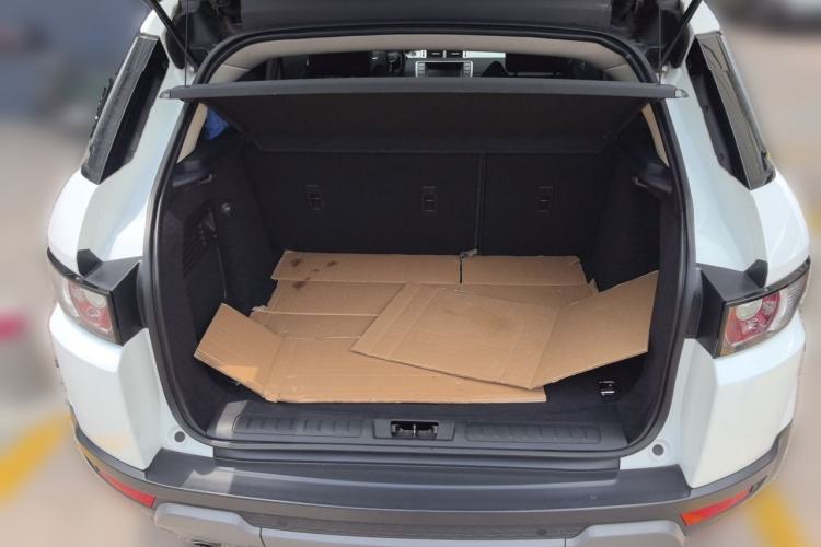 Used Land Rover Range Evoque 2014 2.0T 5-Door YAOZHEN Edition Trunk