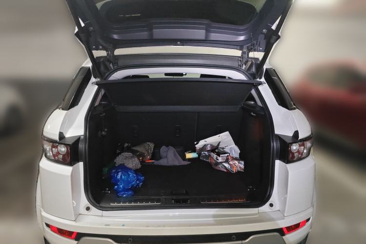 Used Land Rover Range Evoque 2014 2.0T 5-Door Ignite Edition Trunk