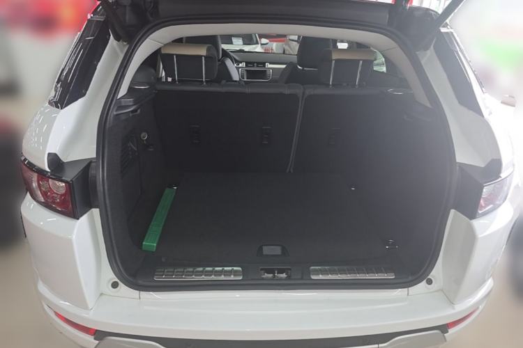 Used Land Rover Range Evoque 2014 2.0T 5-Door Ignite Edition Trunk