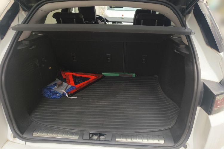 Used Land Rover Range Evoque 2014 2.0T 5-Door Ignite Edition Trunk