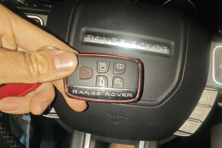 Used Land Rover Range Evoque 2014 2.0T 5-Door Ignite Edition Vehicle Key