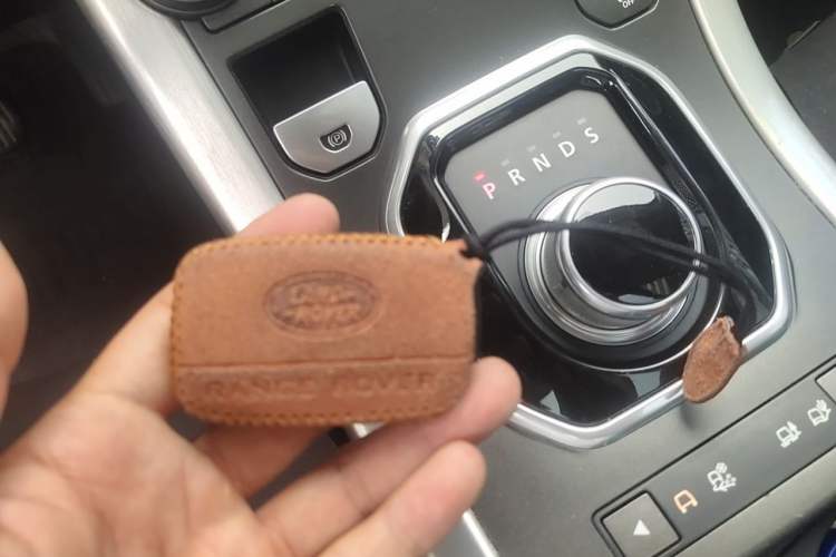Used Land Rover Range Evoque 2014 2.0T 5-Door Luxury Edition Vehicle Key