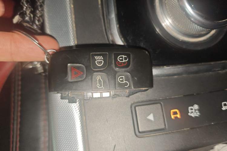 Used Land Rover Range Evoque 2014 2.0T 5-Door Ignite Edition Vehicle Key