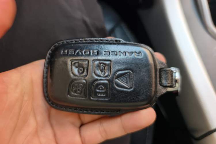 Used Land Rover Range Evoque 2014 2.0T 5-Door Ignite Edition Vehicle Key