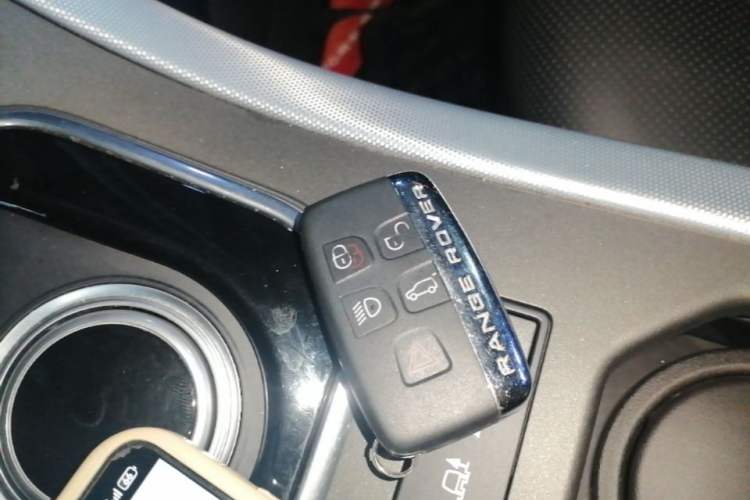 Used Land Rover Range Evoque 2014 2.0T 5-Door Ignite Edition Vehicle Key