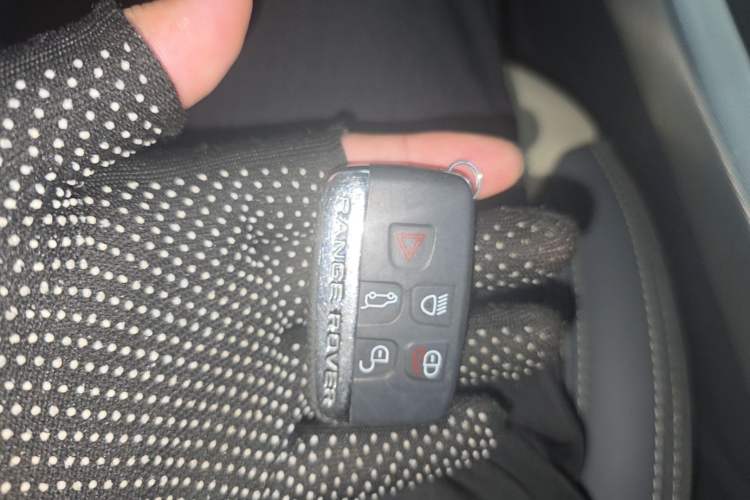 Used Land Rover Range Evoque 2014 2.0T 5-Door Ignite Edition Vehicle Key