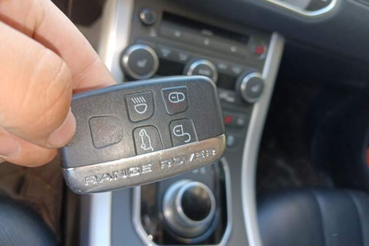 Used Land Rover Range Evoque 2014 2.0T 5-Door Ignite Edition Vehicle Key