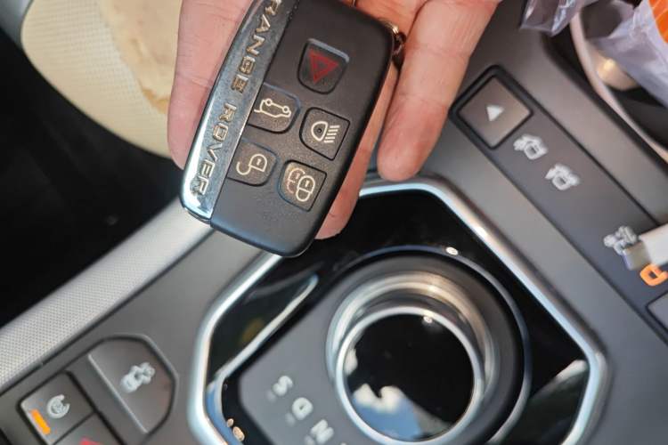 Used Land Rover Range Evoque 2014 2.0T 5-Door Ignite Edition Vehicle Key