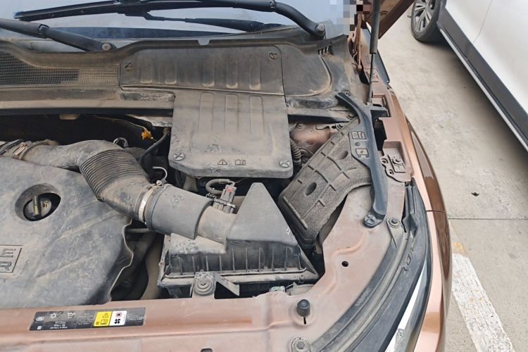 Used Land Rover Range Evoque 2014 2.0T 5-Door Ignite Edition Engine Bay Left