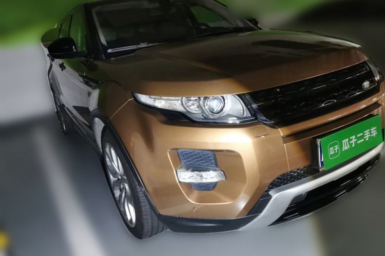 Used Land Rover Range Evoque 2014 2.0T 5-Door Ignite Edition Front Right 45 Deg