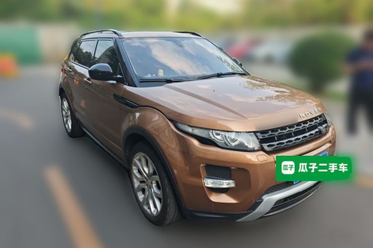 Used Land Rover Range Evoque 2014 2.0T 5-Door Ignite Edition Front Right 45 Deg